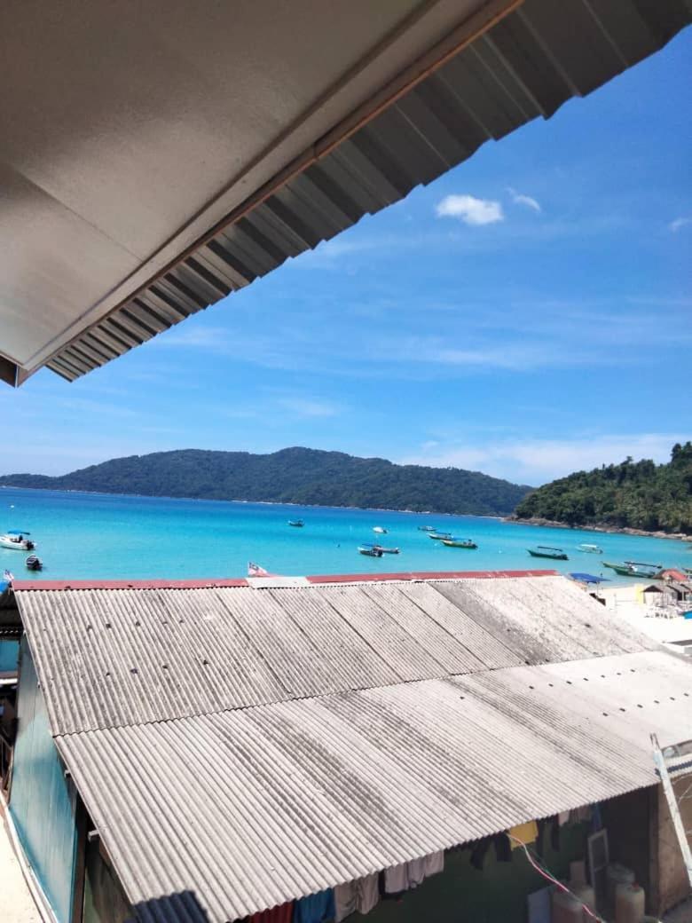Oceanboys Inn Kampong Pasir Panjang  Exterior photo